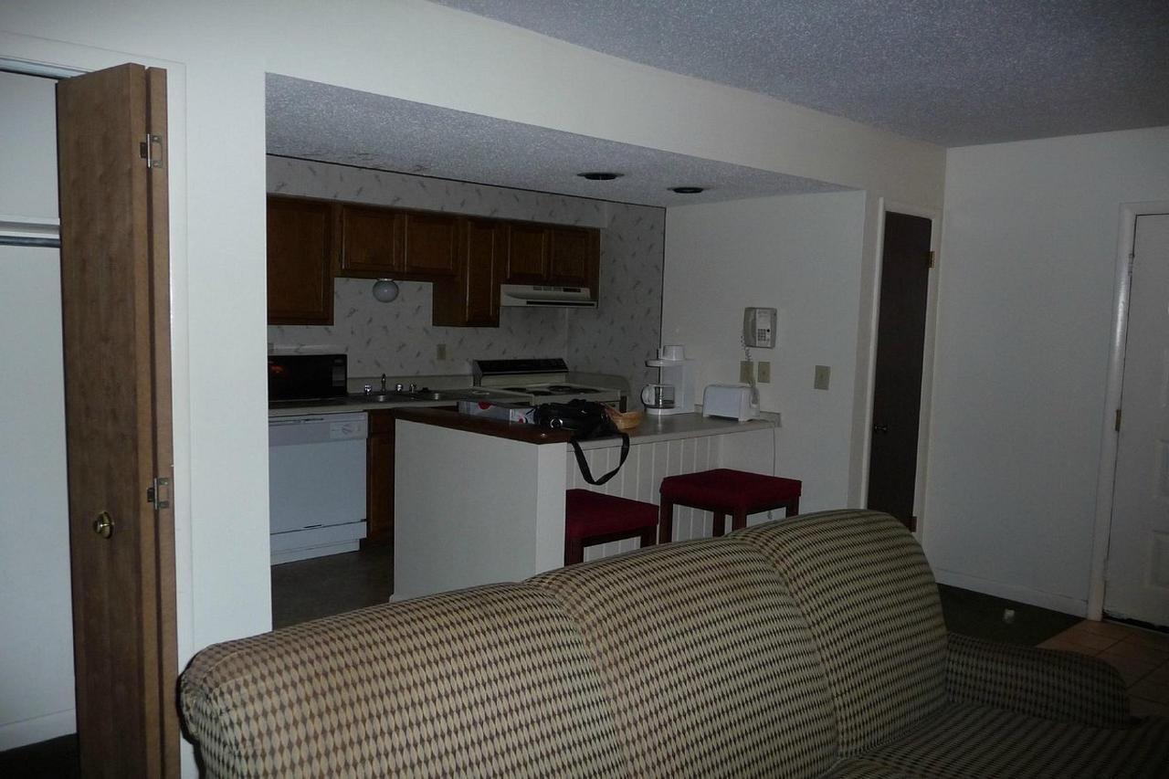 Huntsville Hotel & Suites Esterno foto
